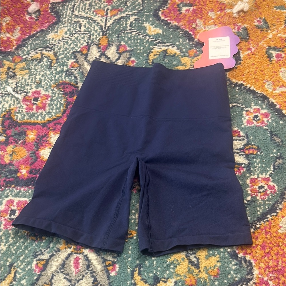 NWT Navy Yitty Shaping Bike Shorts